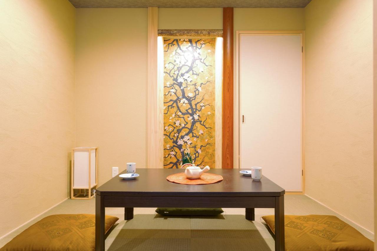 静響の宿 Silent Echo Inn โอซาก้า ภายนอก รูปภาพ