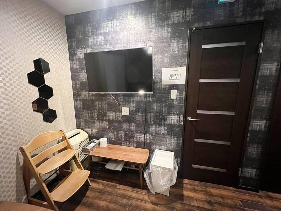 静響の宿 Silent Echo Inn โอซาก้า ภายนอก รูปภาพ