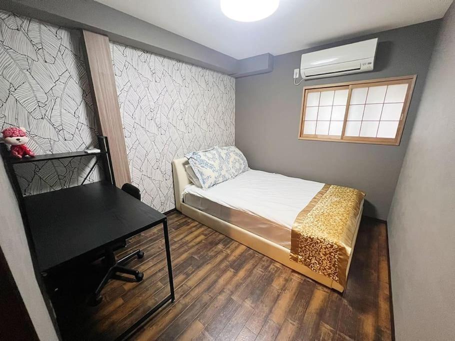 静響の宿 Silent Echo Inn โอซาก้า ภายนอก รูปภาพ