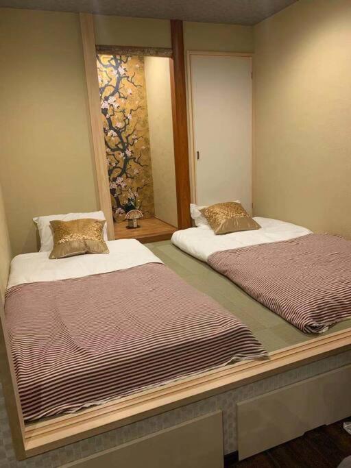 静響の宿 Silent Echo Inn โอซาก้า ภายนอก รูปภาพ